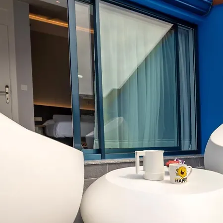 A De Lolo Con Encanto *