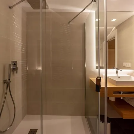 A De Loló Con Encanto Hotel *