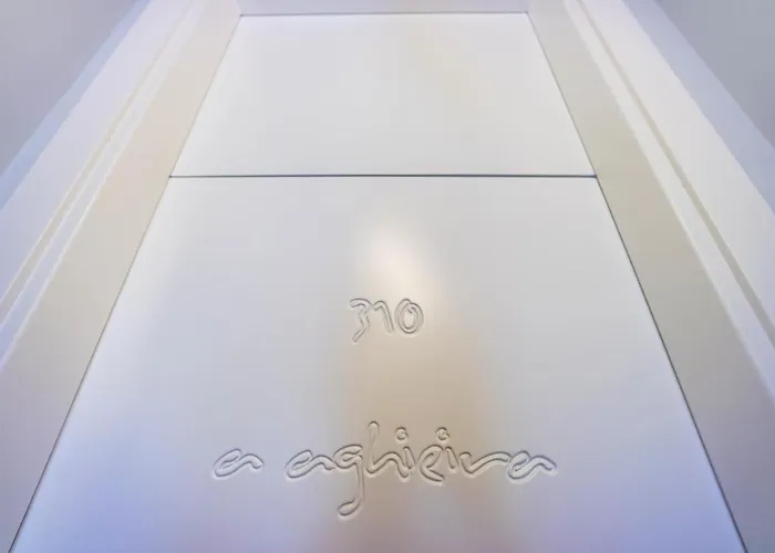 A De Lolo Con Encanto 穆希亚